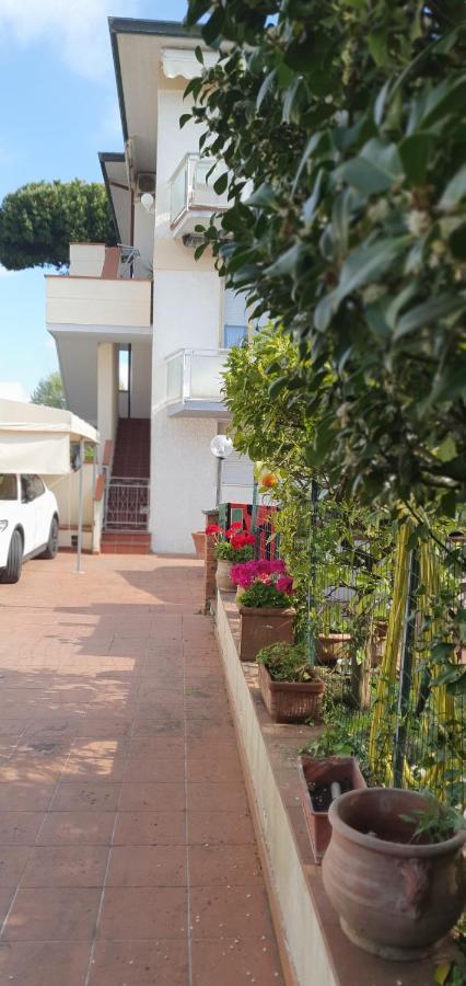 Happy King Apartment Lido di Camaiore Luaran gambar